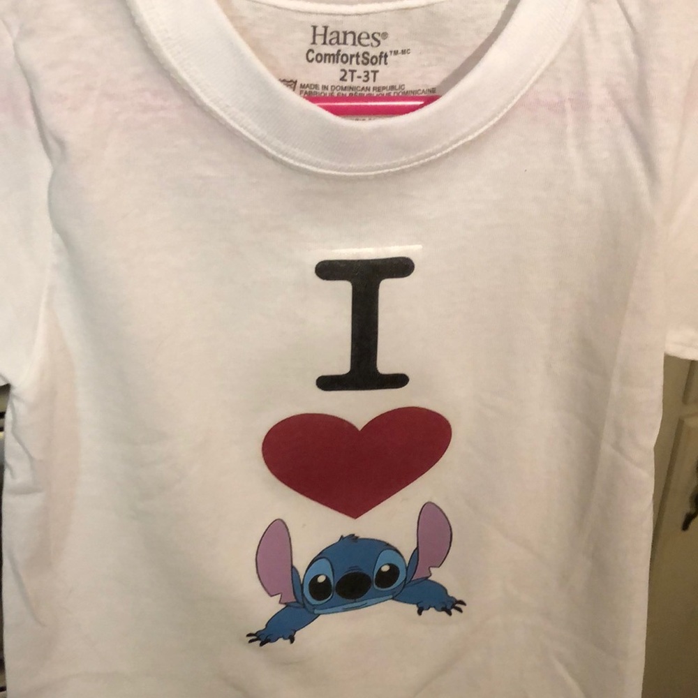 T-Shirt with I ❤️ Stitch design